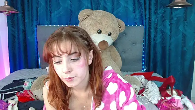 Snapshot of sarah_lovesu chatting on March 14, 2025, 11:43 pm sarah lovesu online show from March 14, 2025, 11:43 pm