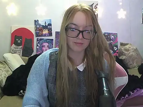 SecretSophia online show from October 26, 2025, 4:35 pm