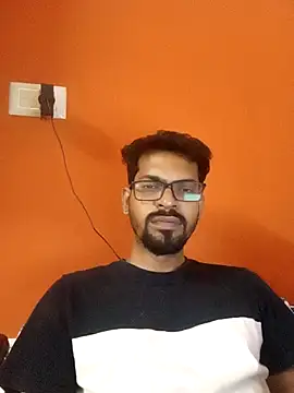 arhan3043 online show from October 24, 2025, 11:06 am