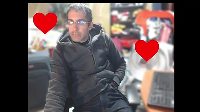 Snapshot of Gsmile1 chatting on January 23, 2025, 2:23 am Gsmile1 online show from January 23, 2025, 2:23 am