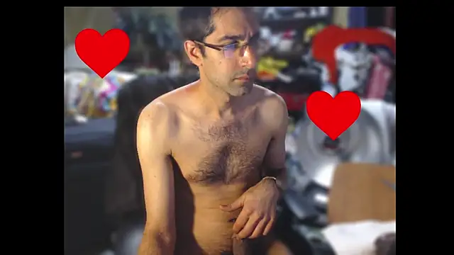 Snapshot of Gsmile1 chatting on February 4, 2025, 1:23 am Gsmile1 online show from February 4, 2025, 1:23 am