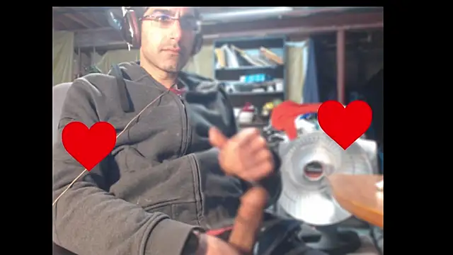 Snapshot of Gsmile1 chatting on March 1, 2025, 10:10 pm Gsmile1 online show from March 1, 2025, 10:10 pm