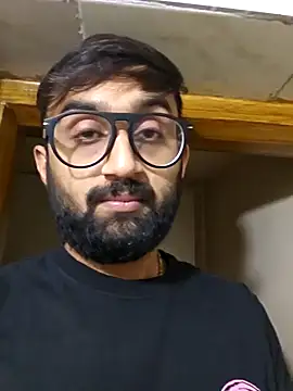 Snapshot of love4shownude chatting on December 7, 2024, 4:25 pm love4shownude online show from December 7, 2024, 4:25 pm