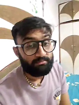 Snapshot of love4shownude chatting on January 12, 2025, 7:43 am love4shownude online show from January 12, 2025, 7:43 am