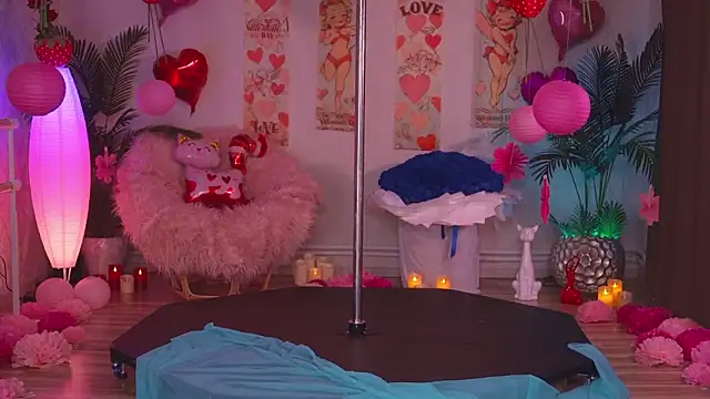 Snapshot of KittyCaitlin chatting on February 16, 2026, 11:34 pm KittyCaitlin online show from February 16, 2026, 11:34 pm