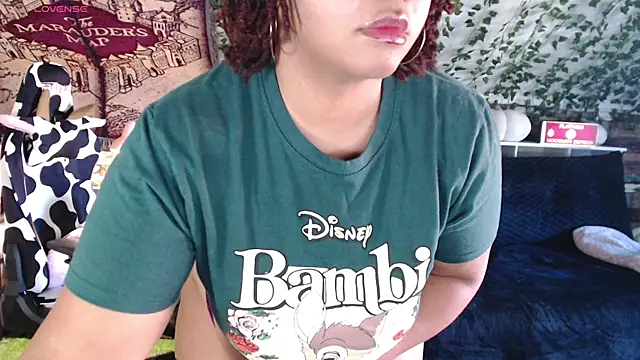 Snapshot of -khayaparker chatting on December 2, 2024, 2:19 pm -khayaparker online show from December 2, 2024, 2:19 pm