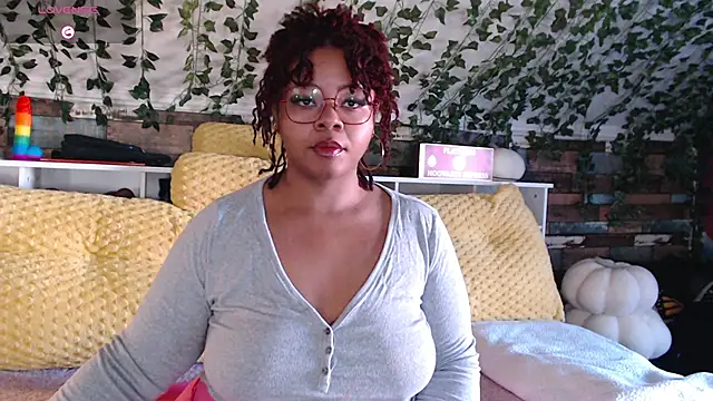 Snapshot of -khayaparker chatting on January 4, 2025, 2:04 pm -khayaparker online show from January 4, 2025, 2:04 pm