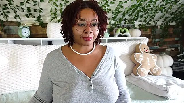 Snapshot of -khayaparker chatting on March 4, 2025, 2:21 pm -khayaparker online show from March 4, 2025, 2:21 pm