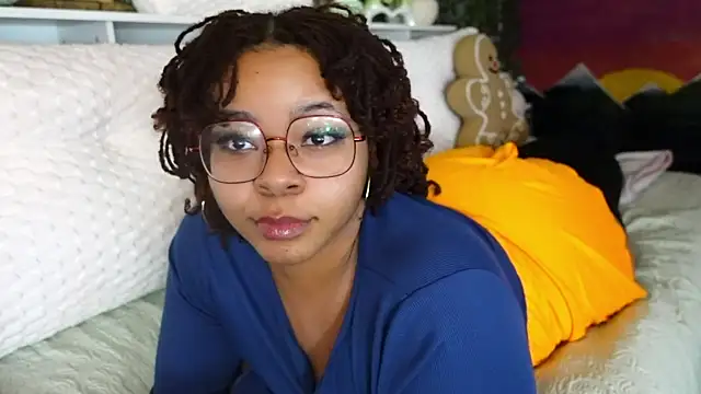 Snapshot of -khayaparker chatting on March 9, 2025, 10:30 pm -khayaparker online show from March 9, 2025, 10:30 pm