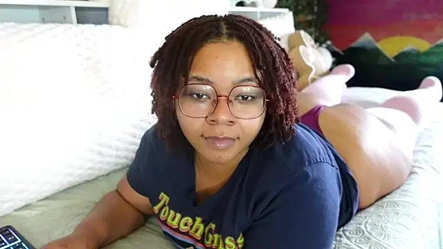 Snapshot of -khayaparker chatting on March 10, 2025, 3:30 pm -khayaparker online show from March 10, 2025, 3:30 pm