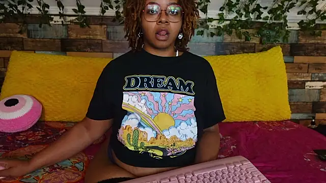 Snapshot of -khayaparker chatting on September 14, 2025, 11:42 am -khayaparker online show from September 14, 2025, 11:42 am