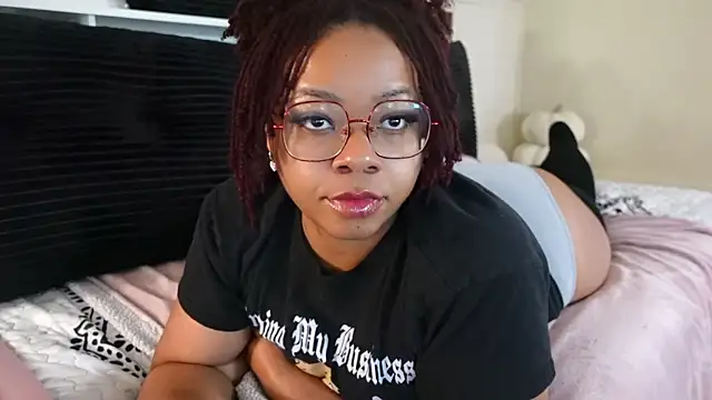 Snapshot of -khayaparker chatting on November 5, 2025, 5:46 pm -khayaparker online show from November 5, 2025, 5:46 pm