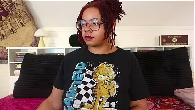 -khayaparker online show from March 26, 2026, 8:03 pm