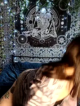 LazyTanukii online show from October 22, 2025, 6:46 am