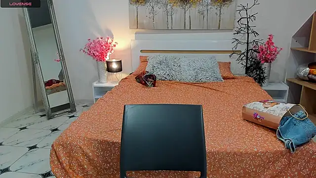 CharmedDoll online show from October 16, 2025, 12:28 pm