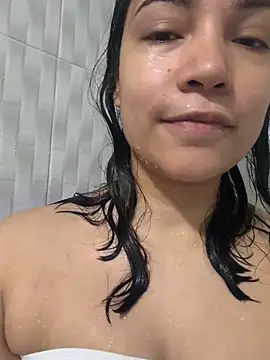 cutie and slutty online show from April 2, 2026, 2:47 pm