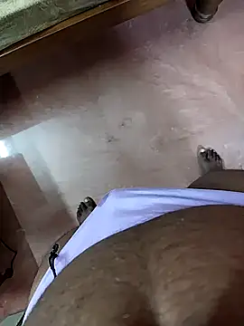 Snapshot of dinesh682 chatting on April 9, 2026, 6:02 am dinesh682 online show from April 9, 2026, 6:02 am