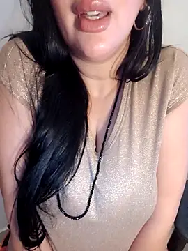 Snapshot of Queen_sousou chatting on September 23, 2025, 9:07 pm Queen sousou online show from September 23, 2025, 9:07 pm