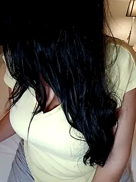 Snapshot of Queen_sousou chatting on February 20, 2026, 6:52 pm Queen sousou online show from February 20, 2026, 6:52 pm