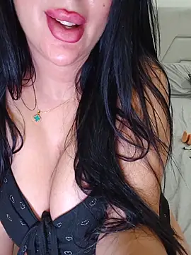 Snapshot of Queen_sousou chatting on May 23, 2026, 11:53 pm Queen sousou online show from May 23, 2026, 11:53 pm
