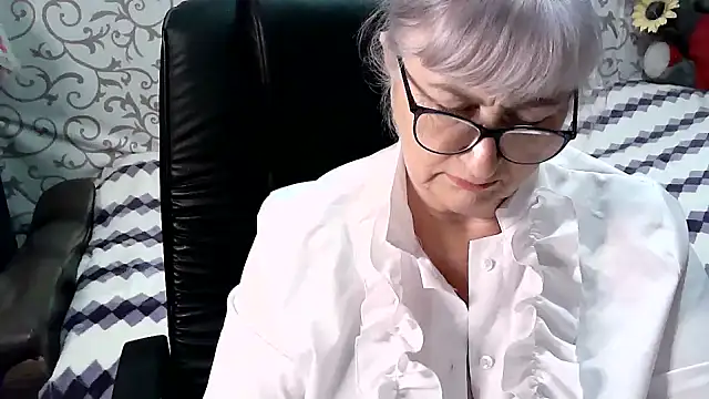 LolkaAlyss online show from March 5, 2025, 10:10 pm