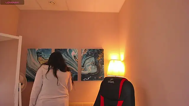 Snapshot of BattyMoll chatting on January 8, 2025, 3:39 pm BattyMoll online show from January 8, 2025, 3:39 pm