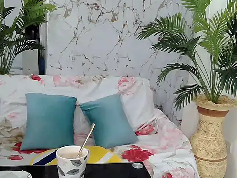 Snapshot of SweetAsianAss chatting on November 3, 2025, 11:37 pm SweetAsianAss online show from November 3, 2025, 11:37 pm