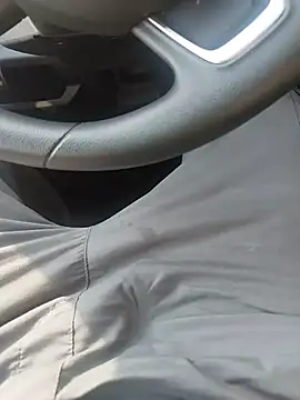 Snapshot of Aykut1990 chatting on November 7, 2025, 11:21 am Aykut1990 online show from November 7, 2025, 11:21 am