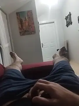 Snapshot of Aykut1990 chatting on December 22, 2025, 4:15 pm Aykut1990 online show from December 22, 2025, 4:15 pm