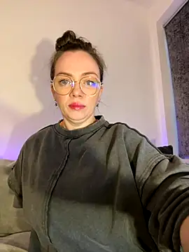 Snapshot of FemDom_RubyKnightXXO chatting on September 16, 2025, 6:31 pm FemDom RubyKnightXXO online show from September 16, 2025, 6:31 pm