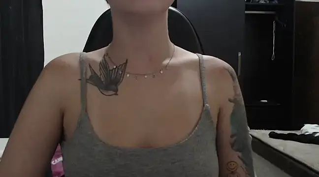 Mivyy online show from February 19, 2025, 2:55 am