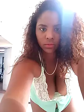 Snapshot of sharom_smith1 chatting on February 2, 2026, 5:00 pm sharom smith1 online show from February 2, 2026, 5:00 pm