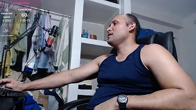 lewislamxxx hot online show from November 8, 2025, 11:14 pm