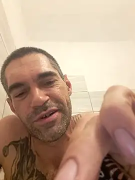 Snapshot of 2223joker chatting on October 25, 2025, 6:02 pm 2223joker online show from October 25, 2025, 6:02 pm