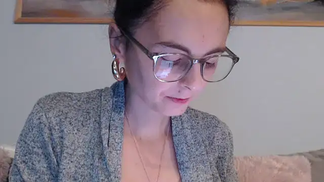 cleophee online show from September 26, 2025, 5:44 am