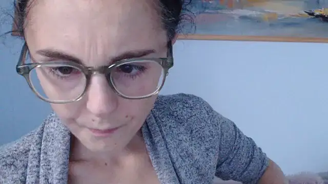 cleophee online show from November 15, 2025, 7:49 am