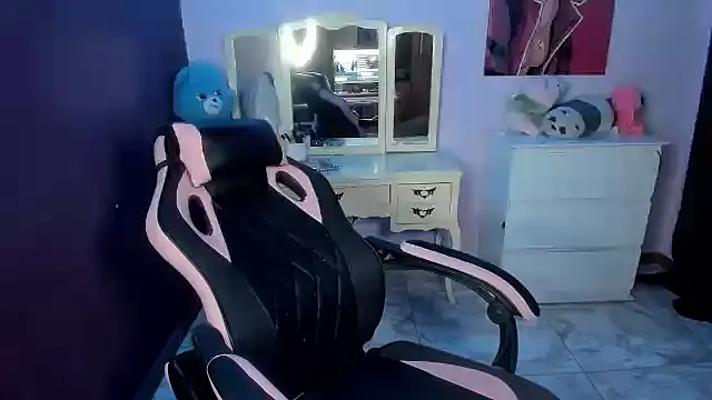 Snapshot of Tokyoseis chatting on September 12, 2025, 3:06 am Tokyoseis online show from September 12, 2025, 3:06 am