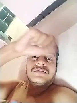 dzboy1994 online show from November 28, 2025, 2:14 am