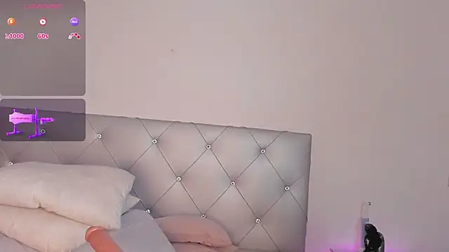 Snapshot of sophy_champagne chatting on March 4, 2025, 10:46 am sophy champagne online show from March 4, 2025, 10:46 am