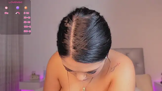 Snapshot of sophy_champagne chatting on March 11, 2025, 3:45 pm sophy champagne online show from March 11, 2025, 3:45 pm