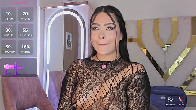 Snapshot of sophy_champagne chatting on February 9, 2026, 1:42 am sophy champagne online show from February 9, 2026, 1:42 am