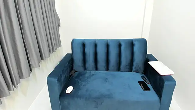 Snapshot of Raamoss chatting on February 3, 2025, 6:56 am Raamoss online show from February 3, 2025, 6:56 am