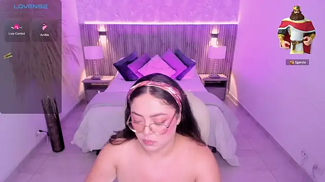 Snapshot of emmy_walker chatting on October 23, 2025, 11:09 am emmy walker online show from October 23, 2025, 11:09 am