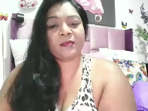 Snapshot of IndianDelia chatting on February 20, 2025, 7:41 pm IndianDelia online show from February 20, 2025, 7:41 pm