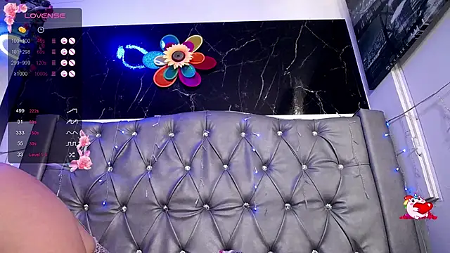 LAILAGUMMY online show from January 13, 2025, 4:51 pm