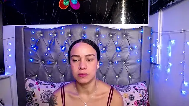 LAILAGUMMY online show from January 23, 2025, 3:01 pm