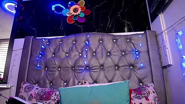 LAILAGUMMY online show from March 12, 2025, 3:51 pm