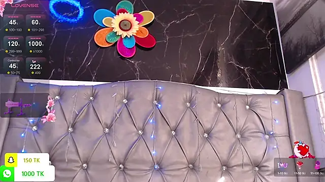 LAILAGUMMY online show from October 15, 2025, 1:00 pm