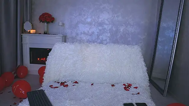 Snapshot of Michelle90u chatting on February 14, 2026, 8:38 pm Michelle90u online show from February 14, 2026, 8:38 pm