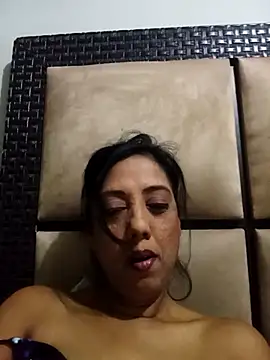 Snapshot of Mahi4luv chatting on March 23, 2026, 10:36 pm Mahi4luv online show from March 23, 2026, 10:36 pm